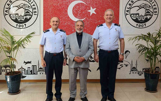 Komutanlardan Başkan Yalçın’a veda ziyareti