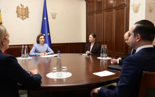 AK Partili Zorlu'dan Moldova'da Gagauzya Temalı Ziyaret