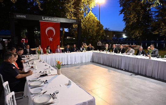 Edirne'de komutanlara veda yemeği