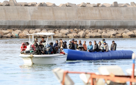 Libya açıklarında göçmen faciası: 50 kurtarıldı, 7 ceset bulundu
