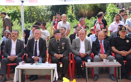 Şehit babasından 80 asker için anıt