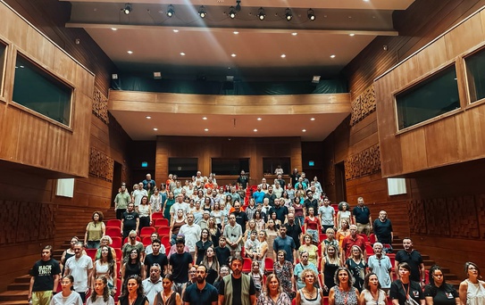 Gençlerin ortak hikâyesi sahneye taşındı