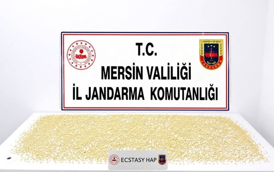 Mersin'de uyuşturucu operasyonu: 3 bin 760 ecstasy ele geçirildi
