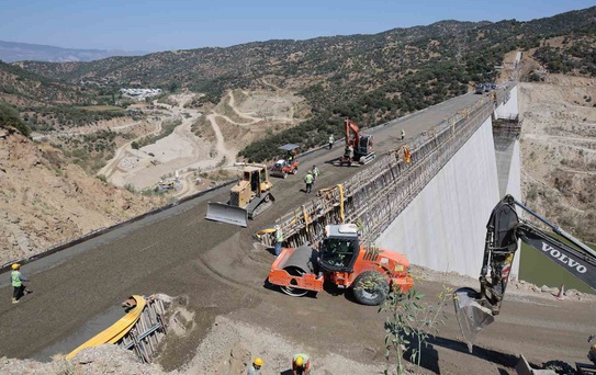 Sarıçay Barajı’nda gövdenin yüzde 92’si tamamlandı