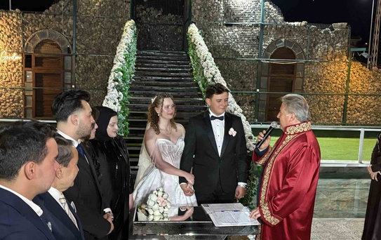 Başeğmez ailesinin mutlu günü
