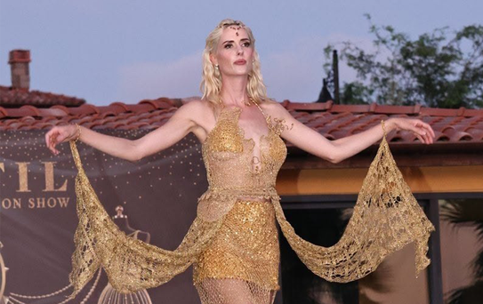 Başarılı oyuncu ev parasına elbise giydi! 1,5 kilo altın kullanıldı