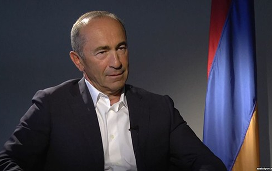 Ermenistan eski Cumhurbaşkanı Robert Koçaryan yolsuzluk suçlamasıyla gözaltına alındı