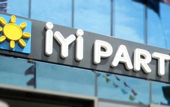 İYİ Parti Selçuk İlçe Başkanlığına Ziya Tüccar Atandı