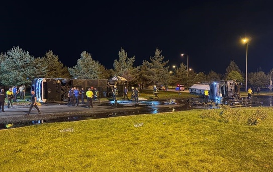 Kayseri'de Akaryakıt Tankeriyle Otobüs Çarpıştı: 39 Yaralı