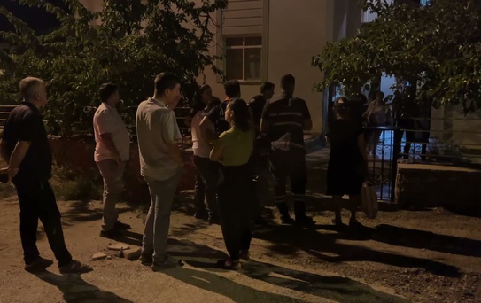 Tunceli’de inşaat kazısı sonrası 5 katlı binanın zemini kaydı, bina sakinleri tahliye edildi