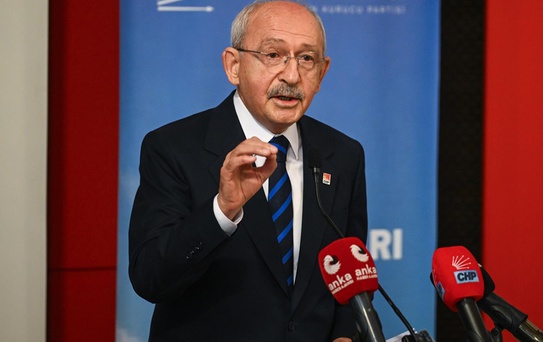 2021'de ihraç edilmişti! Mehmet Sevigen CHP’ye geri döndü