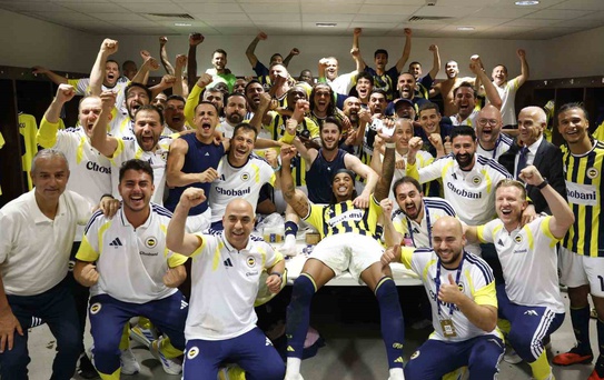 Fenerbahçe, Lyon'u Geçerek Şampiyonlar Ligi'ne Yükseldi