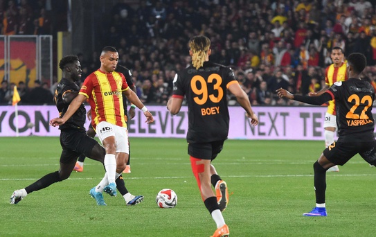 Göztepe'nin Galatasaray Hasreti Devam Ediyor