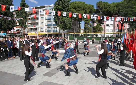 Manisa'da 30 Ağustos Zafer Bayramı Coşkuyla Kutlandı