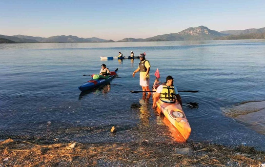 Mavi Vatan projesi Köyceğiz Gölü'nde barış için kürek çekti