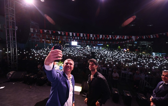Burdur’da 30 Ağustos coşkusu konserlerle taçlandı