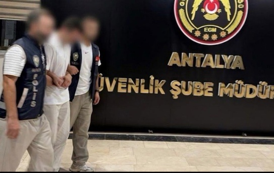 Antalya'da gazeteci Kemal Öztürk'e tehdit ve hedef gösteren X hesabı yöneticisi M.Ö.Ş. gözaltına alındı
