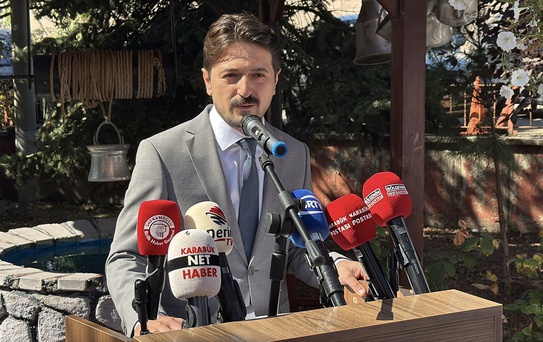 Adapazarı'nda Adli Yıl Töreni: Baro Başkanı Adıyaman'dan Anayasa Mahkemesi Kararlarının Uygulanması Çağrısı
