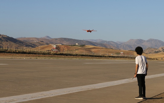 Siirt'teki TEKNOFEST Avcı Drone Yarışması'nda takımlar son kategori için mücadele ediyor