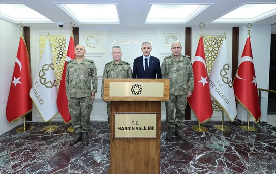 2. Ordu Komutanı Korgeneral Yaralı, Mardin Valisi Akkoyun'u makamında ziyaret etti