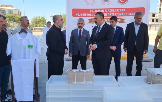 Adıyaman'da 123 fırıncıya 2,2 milyon liralık hijyen ve ekipman desteği sağlandı