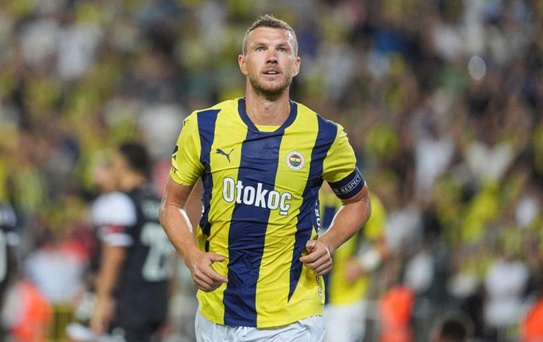 Edin Dzeko'dan 20 yıl sonra veda kararı! Son maçının tarihini açıkladı