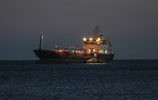 Silivri açıklarında iki Türk gemisi çarpıştı; batan gemideki 10 mürettebattan haber alınamıyor