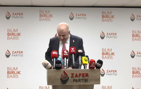 Ümit Özdağ: PKK silah bırakmayacak, silahlarının yerini değiştirecek