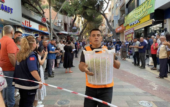 Manisa Alaşehir'de üzüm festivali başladı; 30 kiloluk kelterlerle yarıştılar