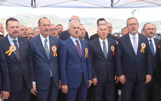 Tarihi Gediz Köprüsü Restore Edilerek Açıldı