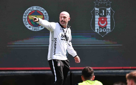 Beşiktaş, Fenerbahçe derbisi öncesi son antrenmanını Italiano yönetiminde yaptı