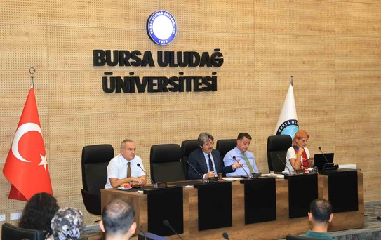 BUÜ, Araştırma Üniversitesi vizyonu için stratejik toplantı düzenledi