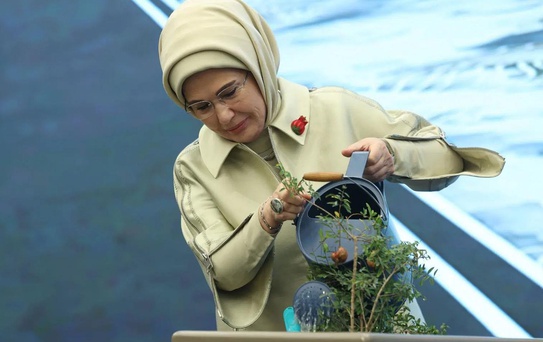 Emine Erdoğan'dan Botanik Bahçesi'ne ziyaret 