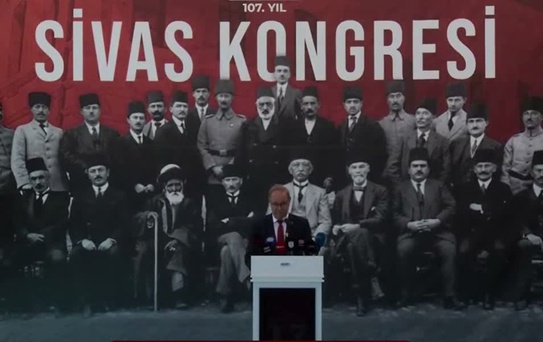 Öztrak: Sivas Kongresi Cumhuriyet'in temel beyannamesidir