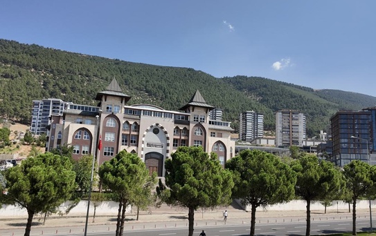 Kahramanmaraş'taki okul saldırısı davasında anne Mersinli suçlamaları reddetti