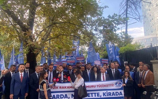 TÜİK önünde enflasyon eylemi, Yoksulluk sınırı 120 bin 235 lirayı aştı