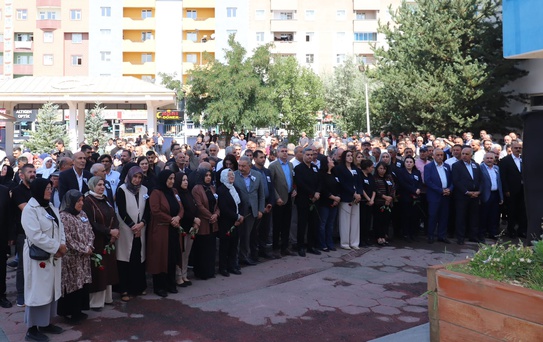 Ağrı Belediyesi Başkan Yardımcısı Memet Akkuş son yolculuğuna uğurlandı