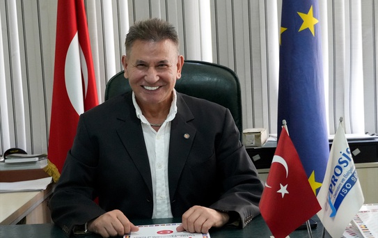 Yapay Zeka Çevirmenliği Dönüştürüyor; Uzmanlar İnsanın Yerini Alamayacağını Söylüyor