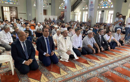 Manisa Alaşehir'de 11 öğrenci hafızlık icazeti alarak dualarla uğurlandı