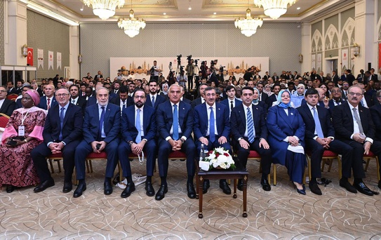 Bakan Ersoy'dan Gazze çağrısı: Müslüman diasporaların Filistin mücadelesini dünyaya anlatmada kritik rolü var