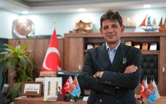 TFF’den Trabzonlular Federasyonu Genel Başkanı İsmail Turgut Öksüz’e ödül