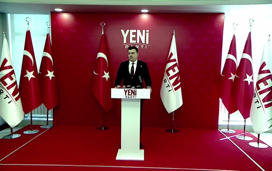 Zeynel Emre'den Üsküdar tepkisi: “Bunun adı hırsızlıktır, bir belediye çalınmıştır”