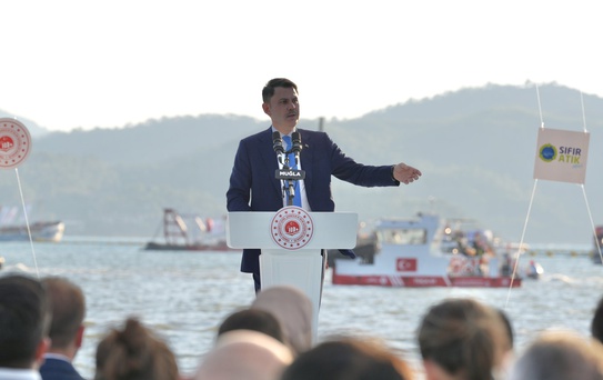 Bakan Kurum: Fethiye'de 16 milyon metreküp dip çamuru 3 yılda temizlenecek