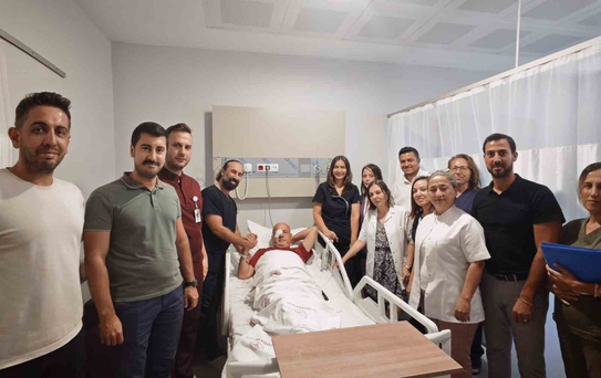 Marmaris Devlet Hastanesi'nde ilk katarakt ameliyatı başarıyla yapıldı