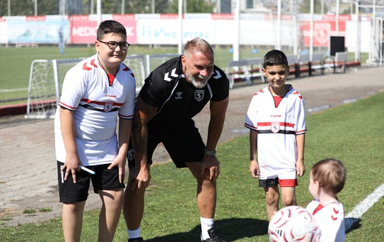 Samsunspor, Çorum FK maçı hazırlıklarında taktik çift kale maç yaptı