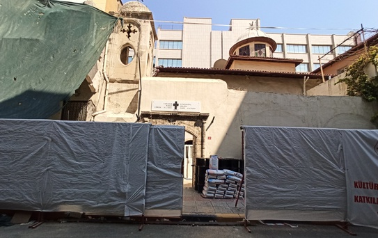 ABD ve Kanada'dan gelen 80 kişilik Ermeni hac grubu İskenderun'da dua etti