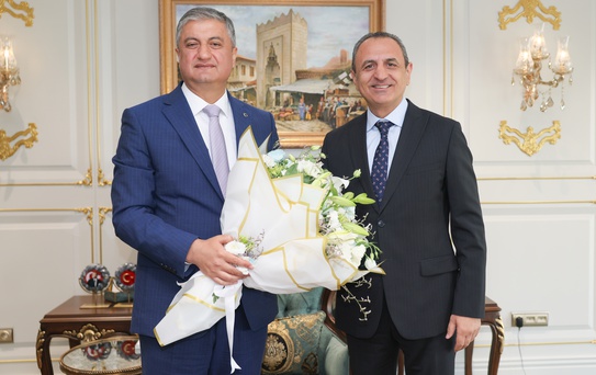 Yüreğir Belediye Başkan Vekili Özünal, Vali Yavuz'u ziyaret etti