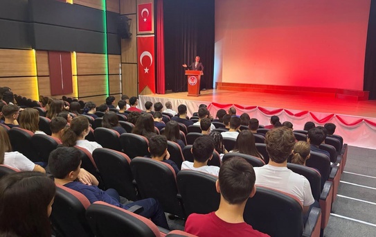 Söke Fen Lisesi ilk öğrencilerini ağırlayarak 2026-2027 ders yılına başladı