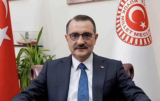 'Yapay zeka durdurulsun' tartışmalarına TBMM Yapay Zeka Komisyonu Başkanı Dönmez de dahil oldu