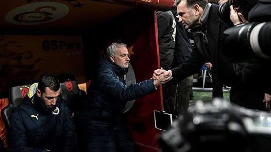 Okan Buruk: Mourinho hala ağlamaya devam ediyor